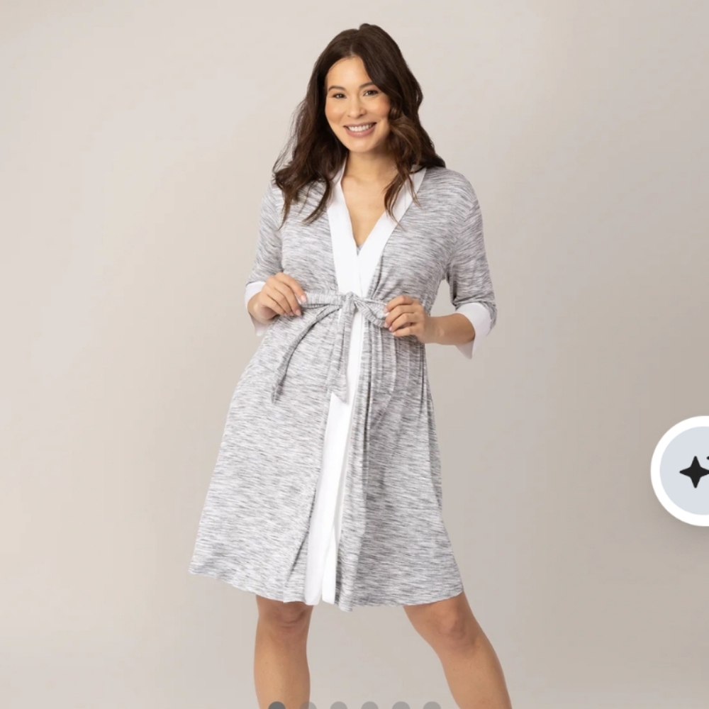 Kindred Bravely Gray & White Maternity Robe